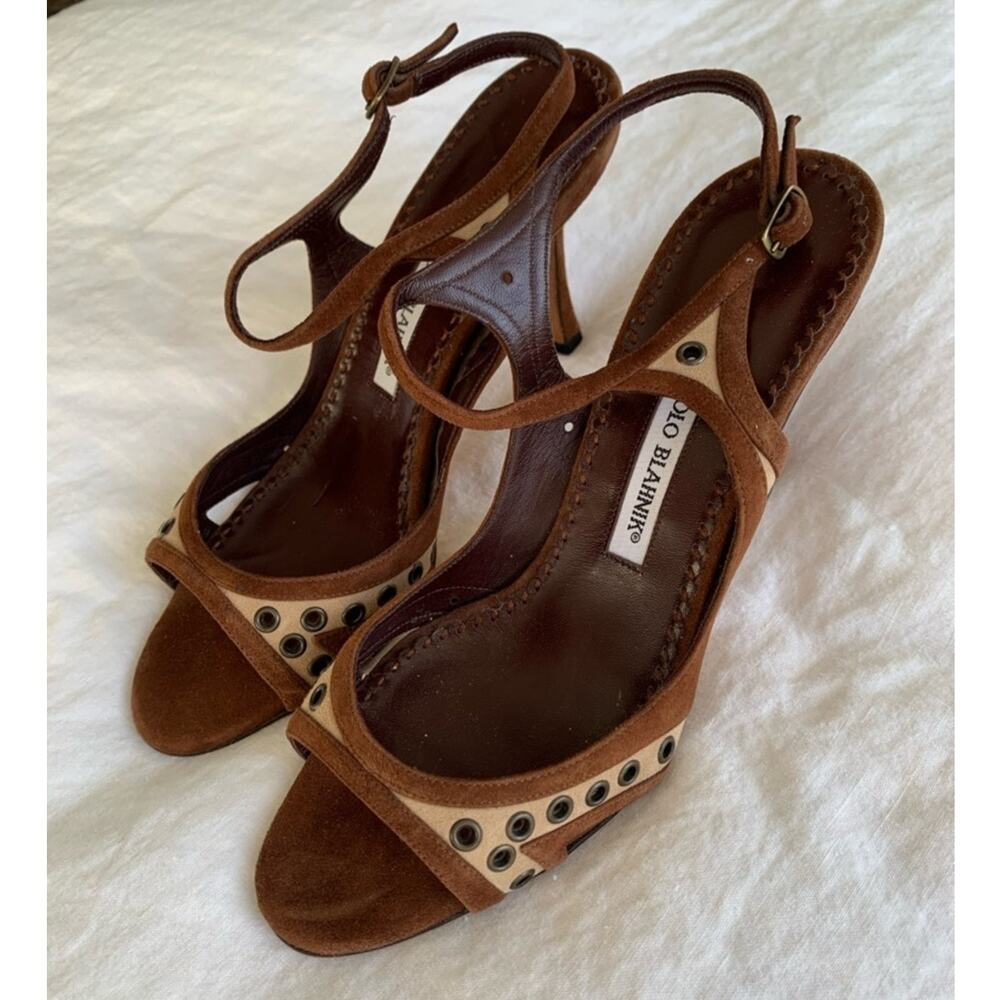 Vintage Manolo Blahnik Suede Grommet Peep Toe Slingback Heels Cream Tan Brown